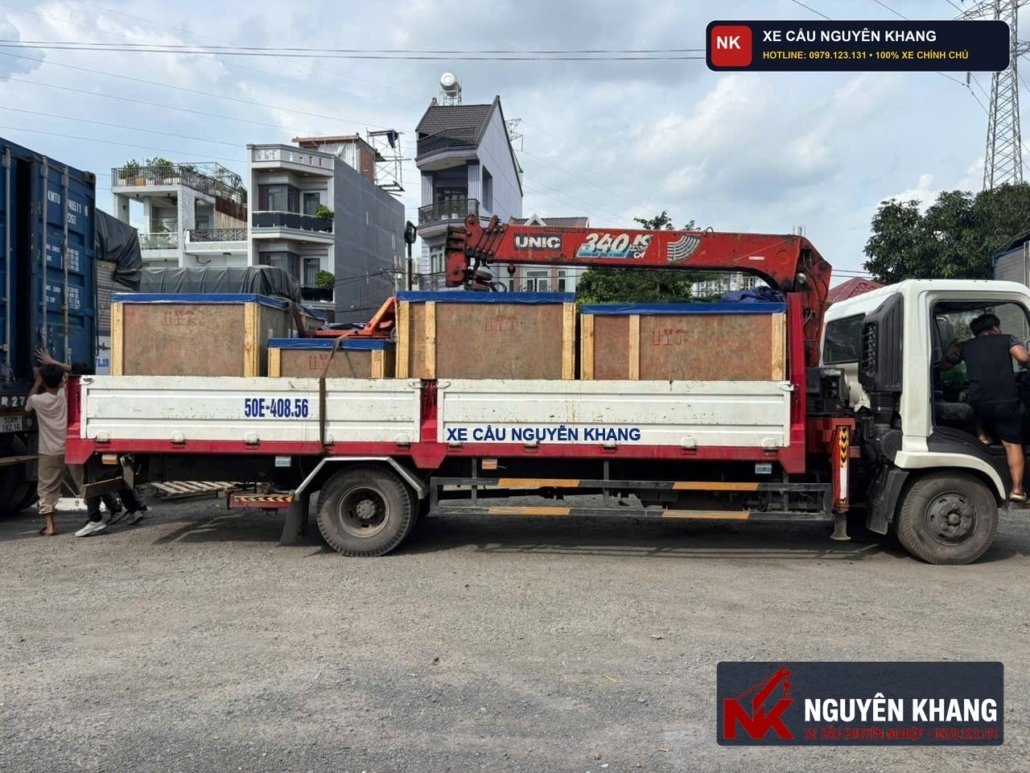 Dịch Vụ Cẩu Két Sắt Tiệm Vàng, Két Bạc Ngân Hàng Nặng 500kg – 3 Tấn Lên Lầu TPHCM