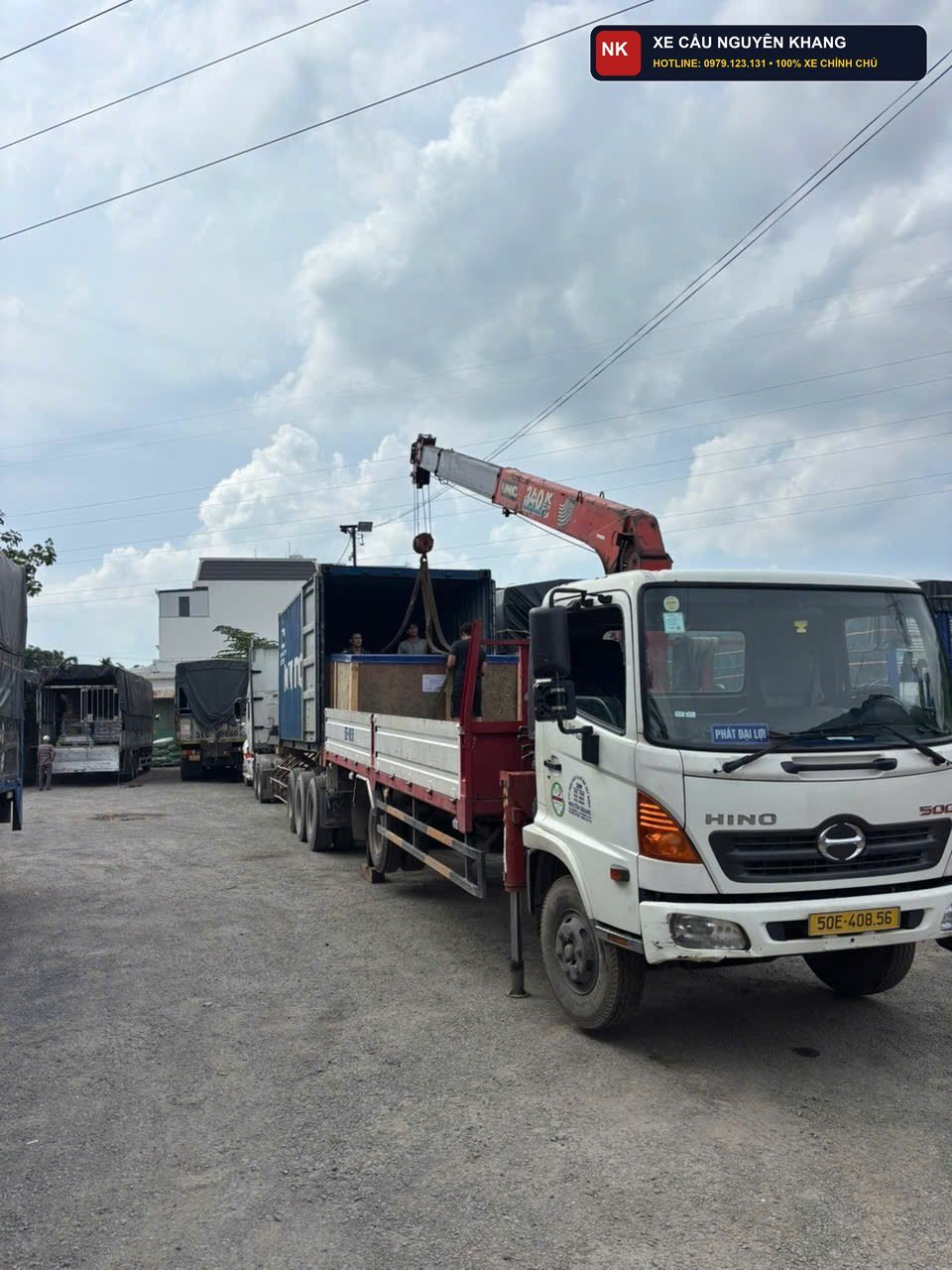 Rút ruột container 40 feet tại bãi chành xe