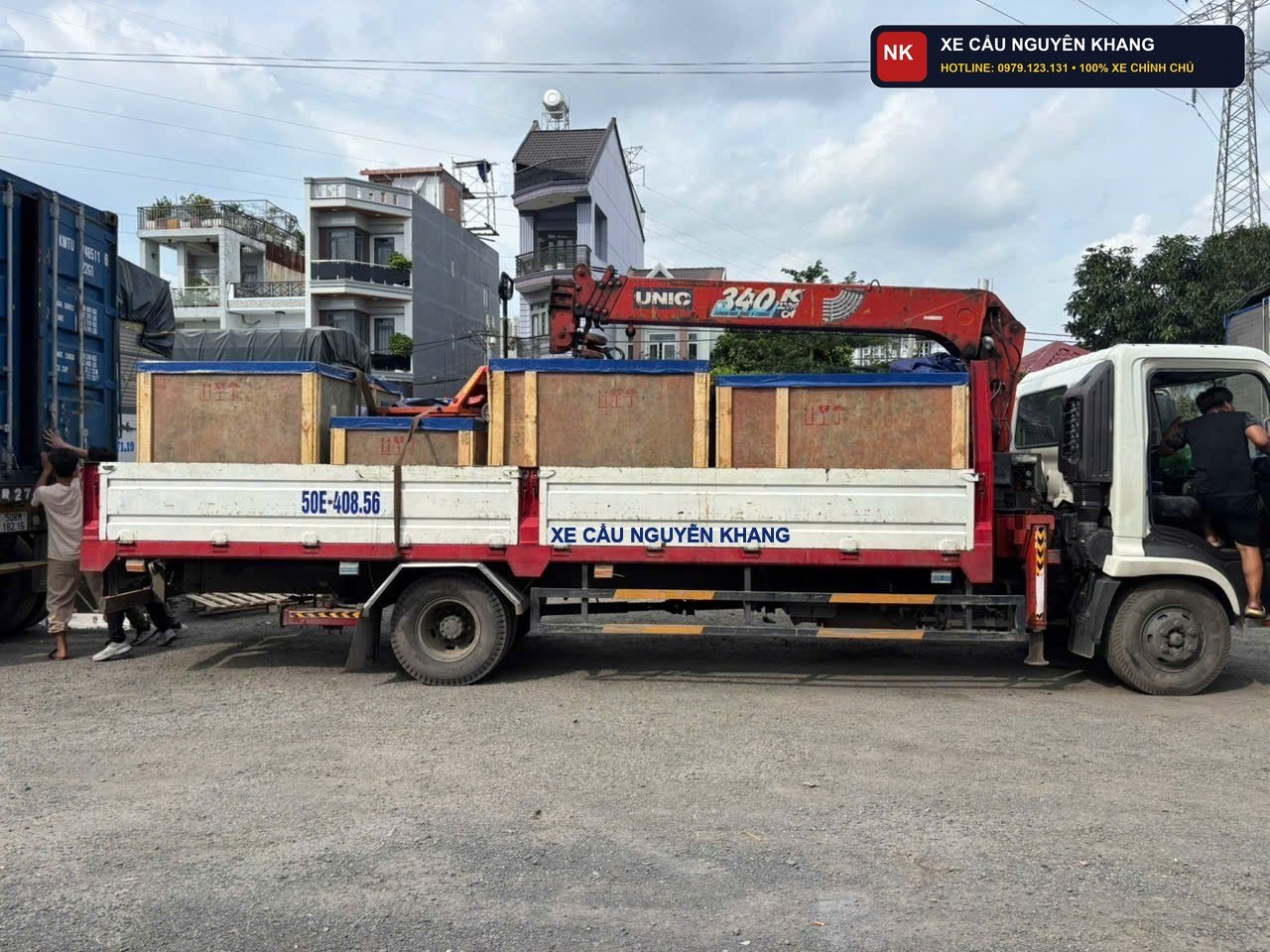 Rút ruột container & chở 3 kiện máy móc thùng gỗ